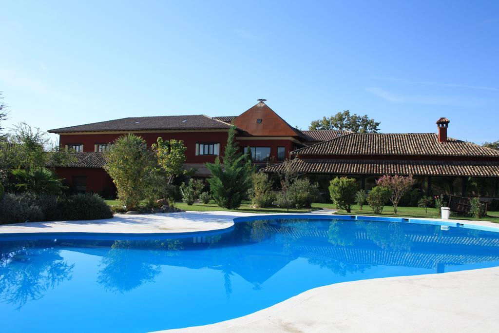 Hotel El Mirlo Blanco Candeleda Dış mekan fotoğraf