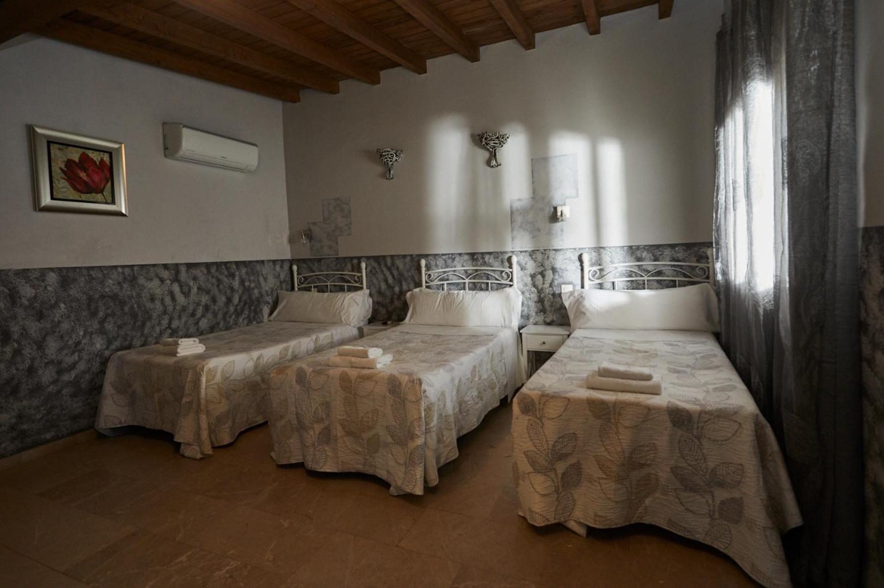 Hotel El Mirlo Blanco Candeleda Dış mekan fotoğraf